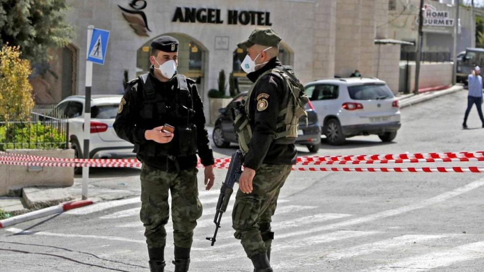 16 حالة وفاة و 1560 اصابة بفيروس كورونا في فلسطين 