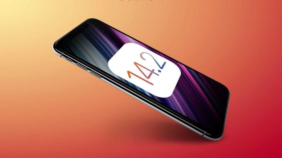 شكاوى من iOS 14.2.. يتسبب في استنزاف شديد للبطارية