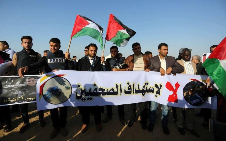 27 منهم في السجون.. 