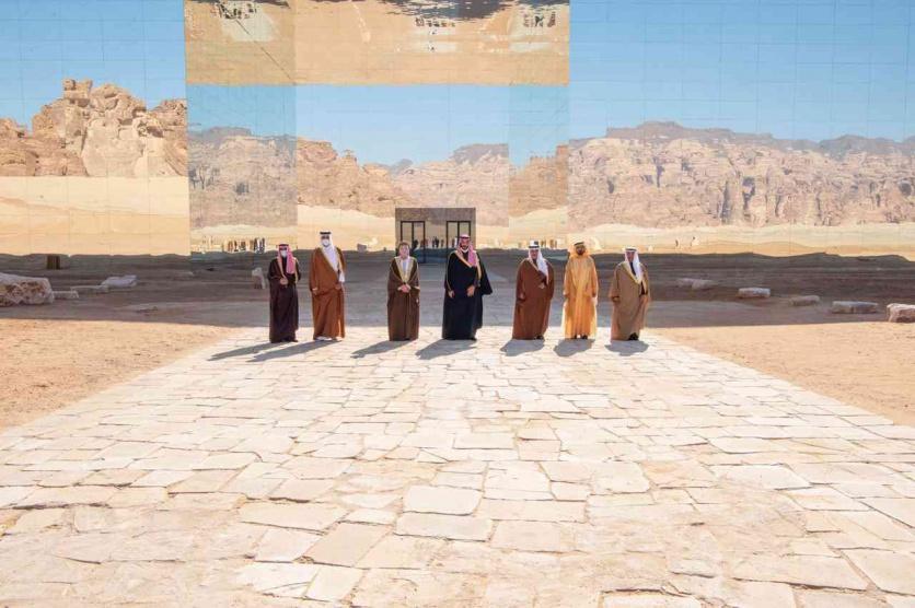 الإمارات تُعيد فتح كافة منافذها مع قطر اعتبارًا من الغد
