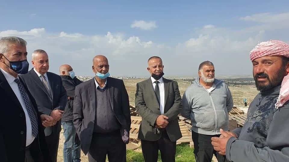 وزير الحكم المحلي يوعز بتلبية احتياجات المواطنين بمناطق مستهدفة بالقدس