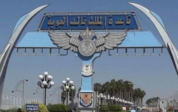 الحوثيون يعلنون استهداف قاعدة الملك خالد ومطار أبها بثلاث مسيرات