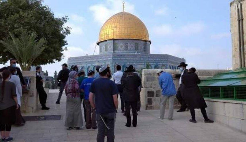 مستوطنون يقتحمون المسجد الأقصى صباح اليوم