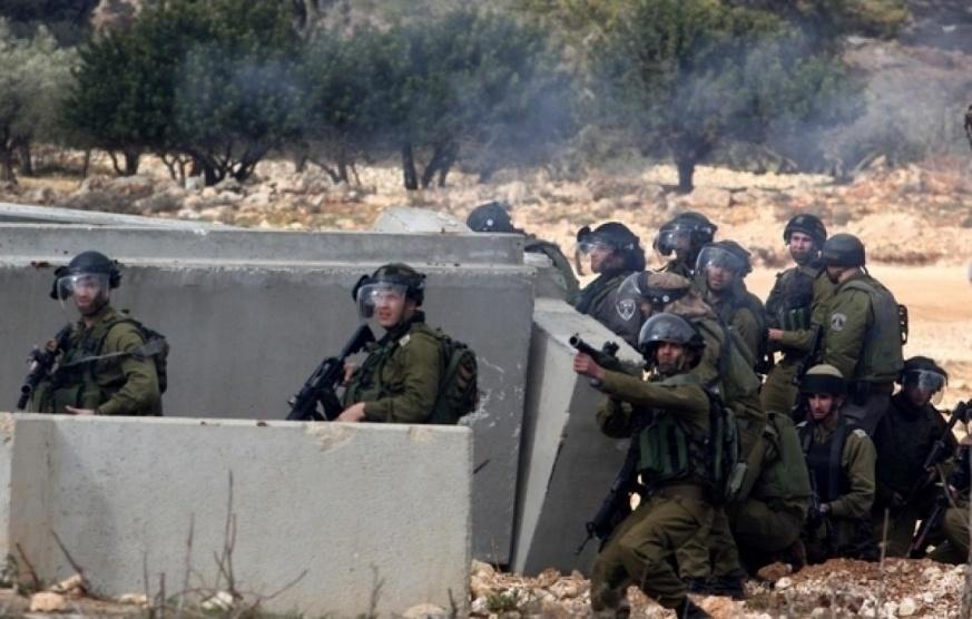 جنود الاحتلال يعتدون بالضرب على ثلاثة عمال جنوب غرب جنين