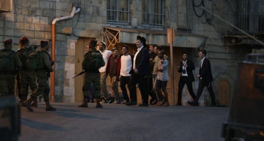 مستوطنون يعتدون على عائلة عبد اللطيف في الشيخ جراح