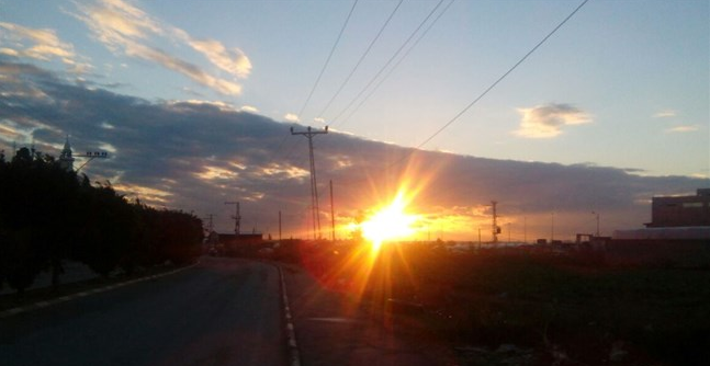 انخفاض على درجات الحرارة مع بقائها أعلى من معدلها بقليل