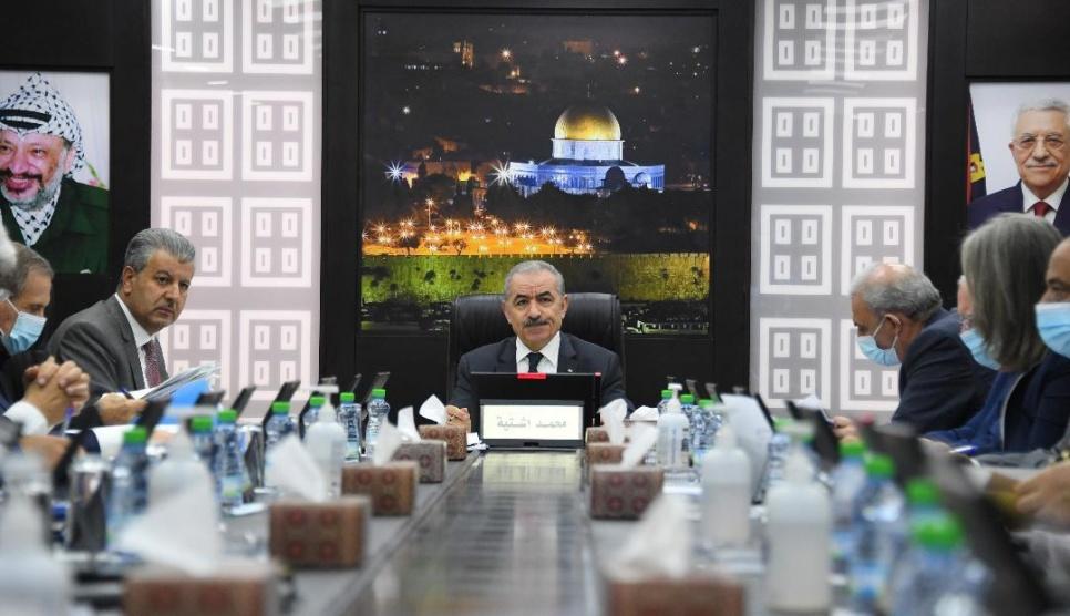 اشتية: لن ندخر جهدا لتوفير متطلبات الدعم والإسناد لنضال أهلنا في القدس