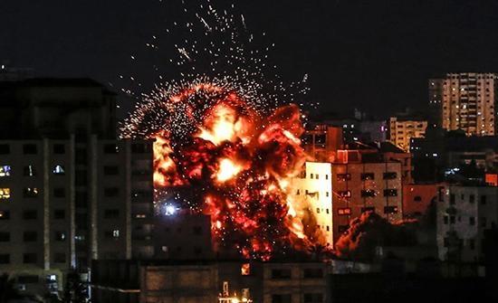 قصف إسرائيلي يستهدف مناطق مختلفة في قطاع غزة