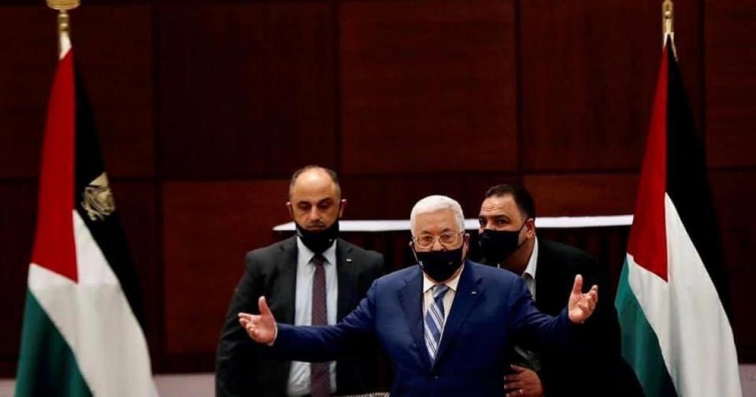صحيفة: السلطة طلبت من إسرائيل إطلاق سراح 25 أسيرًا