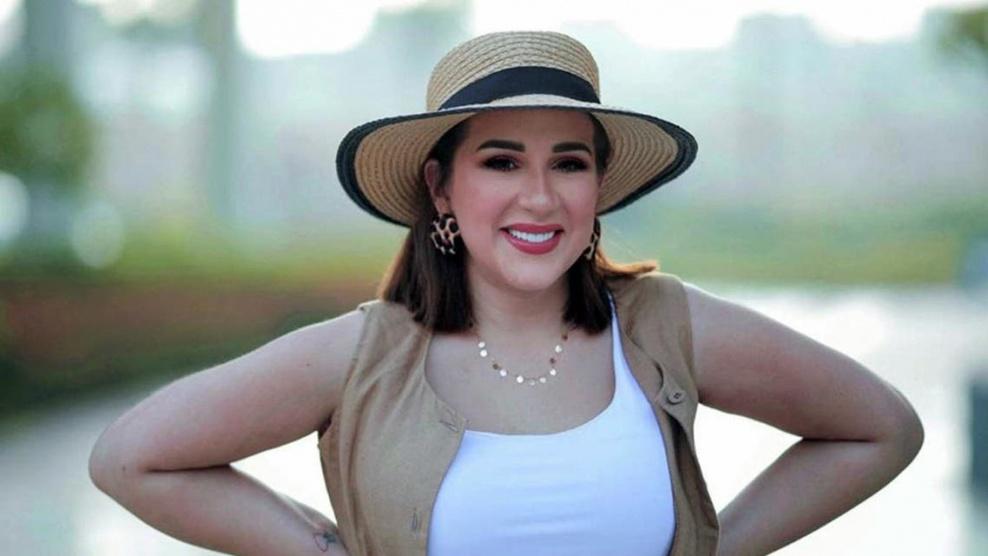 ابنة شريف منير من على سرير المرض: أنا مدمرة