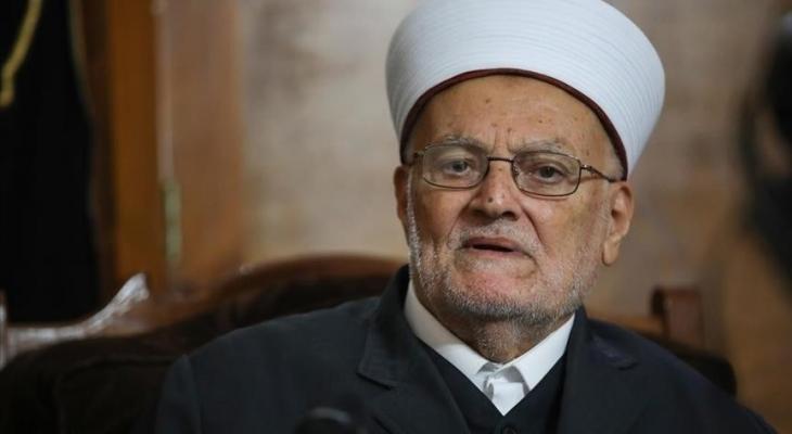 خاص عكرمة صبري: قرار السماح بصلاة المستوطنين في 