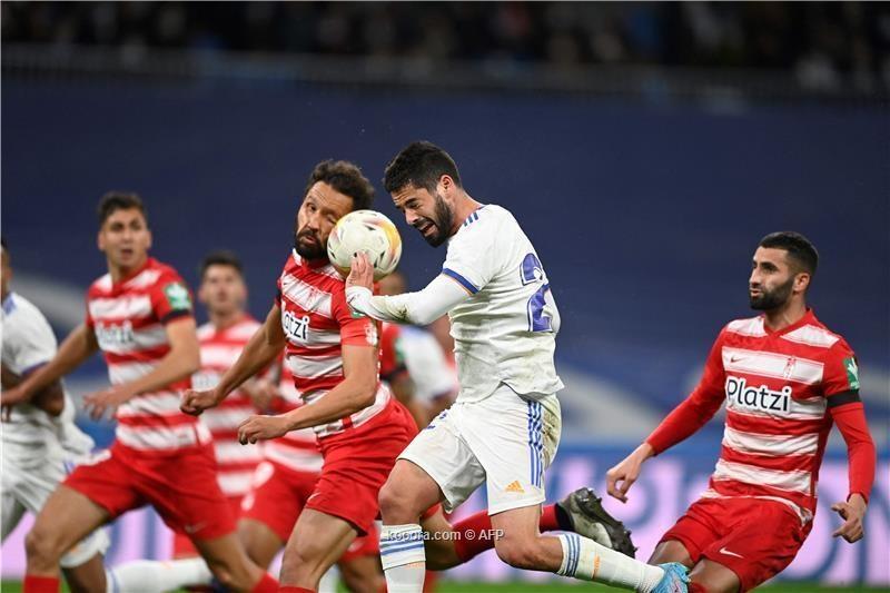 أسينسيو يهدي ريال مدريد فوزا ثمينا على غرناطة