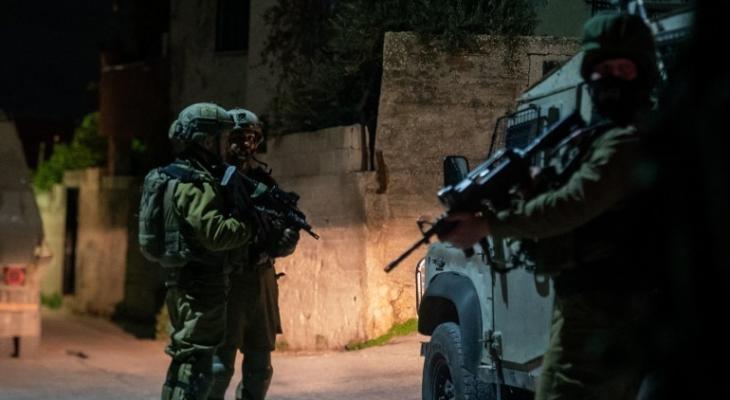 الاحتلال يعتقل 6 فلسطينيين من الضفة الغربية