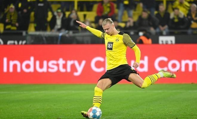 برشلونة مستعد للتخلي عن لاعب أساسي للتوقيع مع هالاند