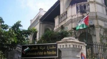 السفير الدجاني يطمئن على أبناء جاليتنا على الحدود الأوكرانية البولندية
