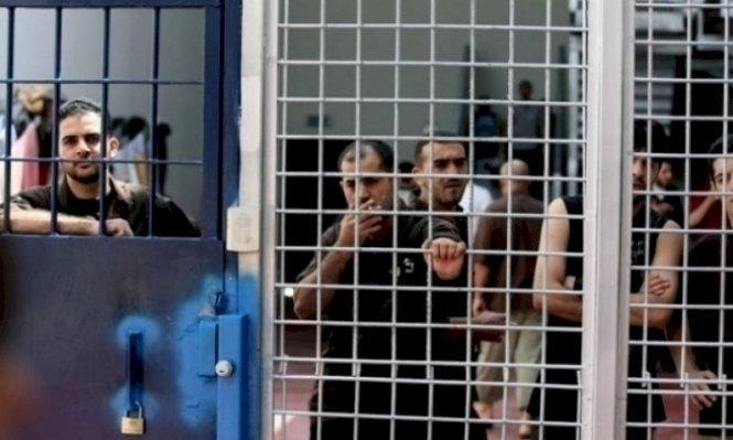 إدارة سجون الاحتلال تمعن في سياسة الإهمال الطبي بحق الأسرى