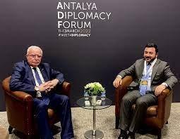 المالكي يبحث سبل التعاون مع رئيس منتدى شباب التعاون الإسلامي 