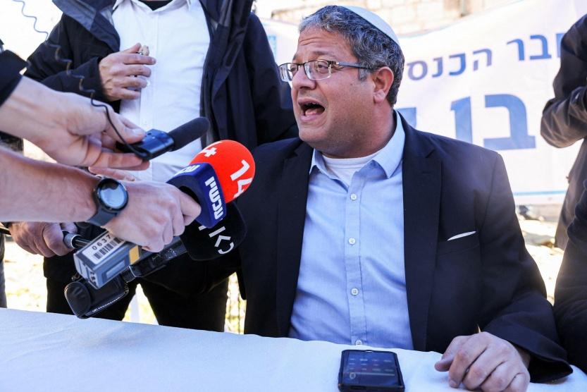 المتطرف بن غفير يقتحم الشيخ جراح والأهالي يتصدون