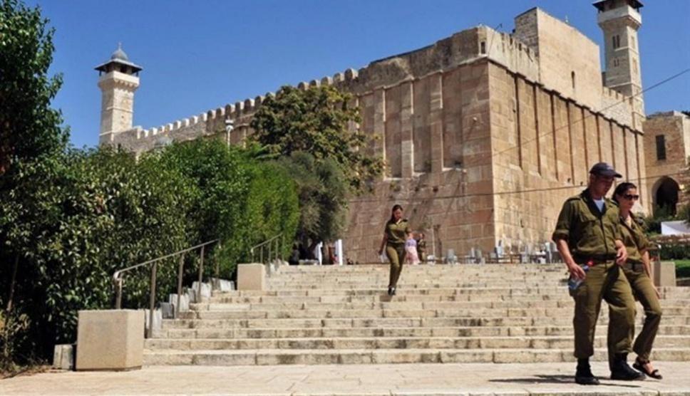 الاحتلال يغلق المسجد الابراهيمي امام المسلمين بحجة الاعياد اليهودية