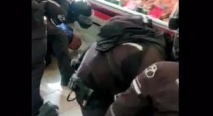 إصابة فلسطيني برصاص شرطة الاحتلال في القدس بزعم حيازته سكينا