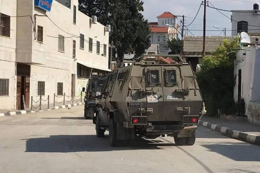 الاحتلال يحاصر منزلا في ضاحية شويكة شمال طولكرم