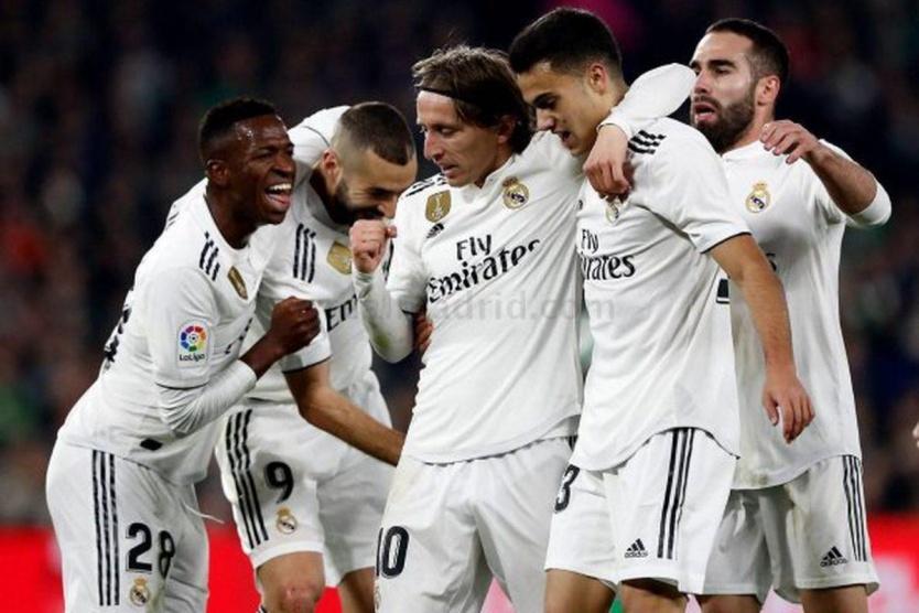 خائن في غرفة ملابس ريال مدريد !
