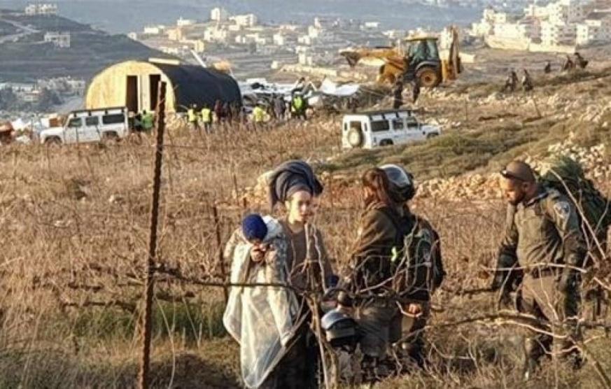 مستوطنون يواصلون العمل لإقامة بؤرة استيطانية جديدة في الأغوار