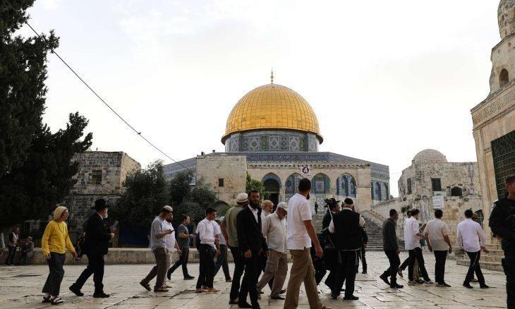 لليوم الرابع: الاحتلال والمستوطنون يقتحمون المسجد الاقصى