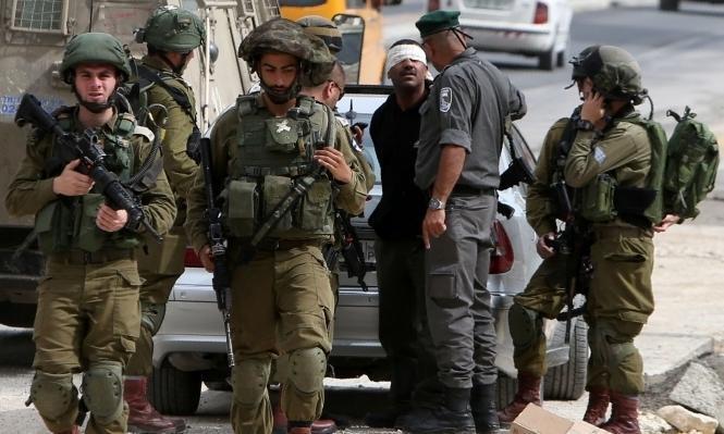 الاحتلال يعتقل 14 فلسطينيًّا من الضفة