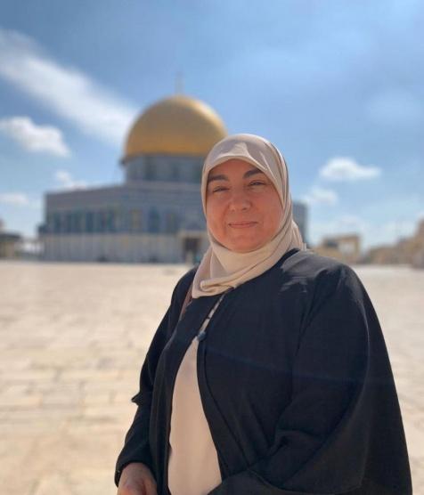 الاحتلال يعتقل مقدسيين ويبعد مسؤولة حارسات الأقصى
