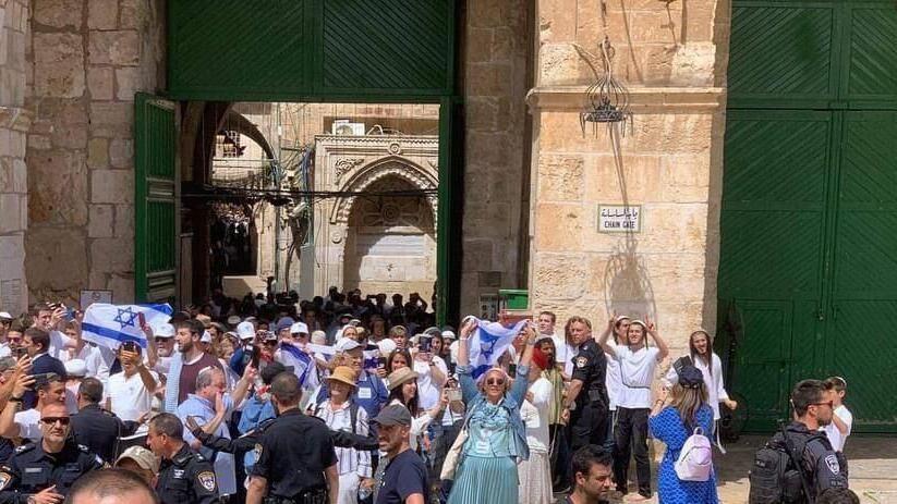نحو 2000 اقتحموه صباحًا.. المستوطنون يجددون اقتحامهم للأقصى
