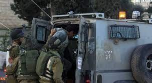 الاحتلال يعتقل 14 فلسطينيا من الضفة والقدس