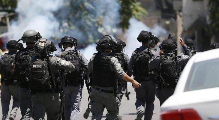 إصابة عشرات العمال بالاختناق غرب طولكرم