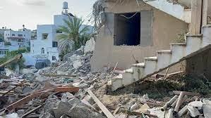 الاحتلال يهدم منزلي عائلتي منفذي عملية
