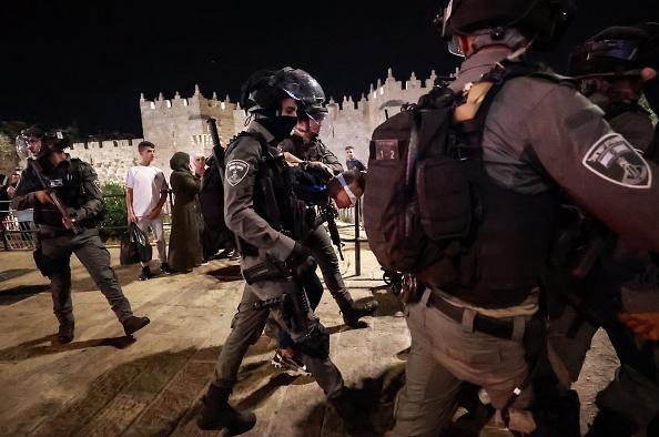 استشهاد شاب فلسطيني برصاص الاحتلال شمال القدس