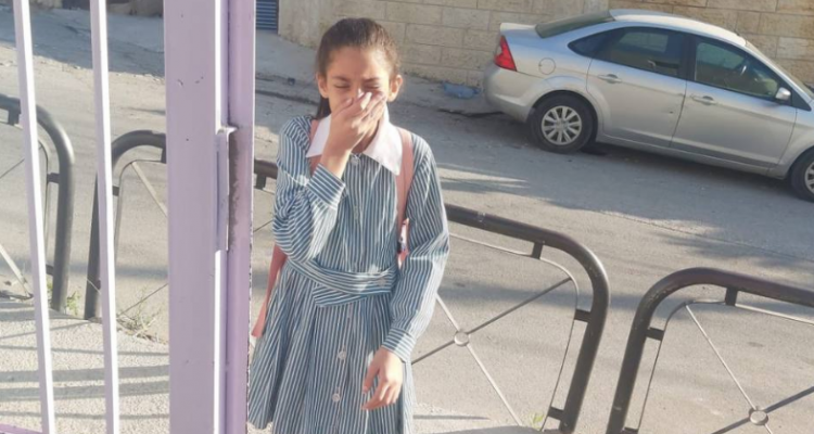 إصابة طالبات بالاختناق في عناتا