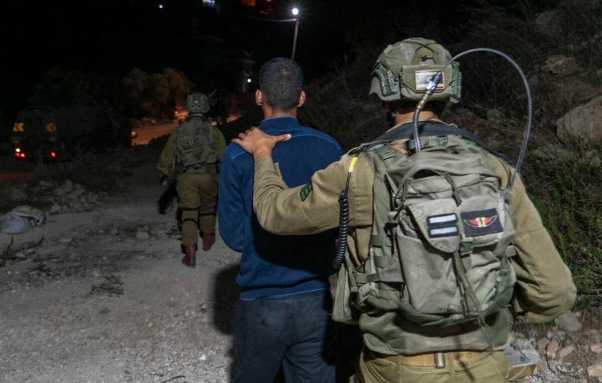 الاحتلال يشن حملة اعتقالات في الضفة الغربية