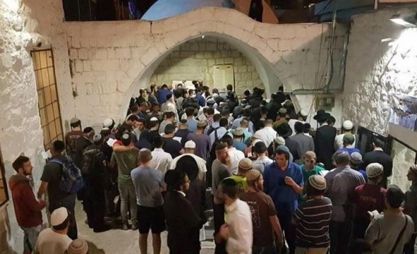 الاحتلال يمنع المستوطنين من اقتحام