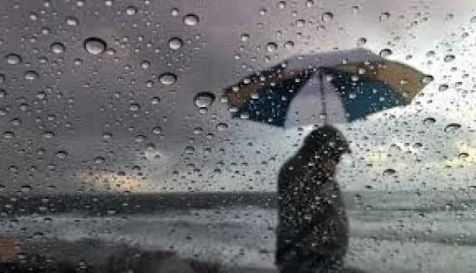 الطقس: الحرارة أدنى من معدلها العام بحدود 5 درجات وزخات متفرقة من الأمطار