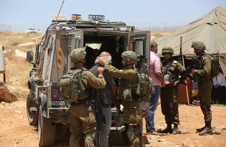 الاحتلال يعتقل 5 فلسطينيين من الضفة والقدس