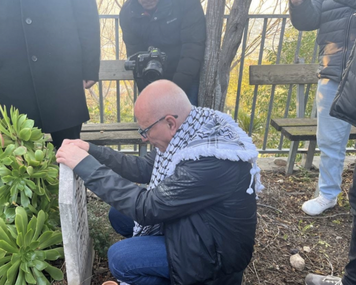 احتفاء فلسطيني واسع بالمحرر كريم يونس عقب الإفراج عنه