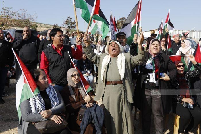 متحدثون: المخطط الإسرائيلي بهدم وترحيل الخان الأحمر سيفشل وسنتصدى له