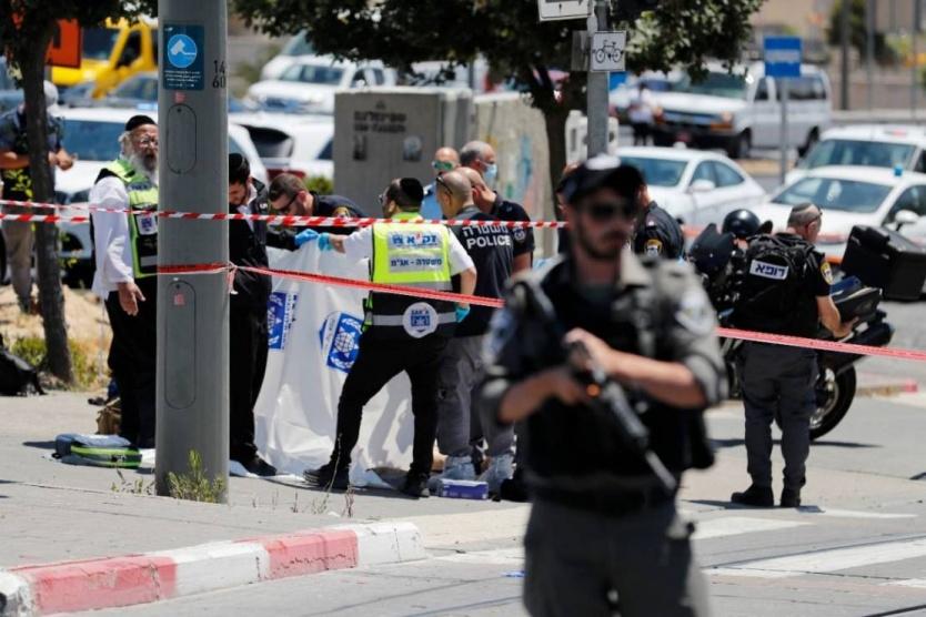 إصابة مستوطن بعملية طعن في القدس