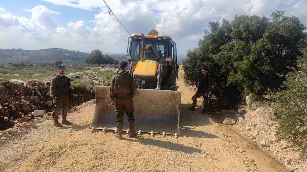 الاحتلال يمنع بلدية يعبد من إعادة تأهيل طرق