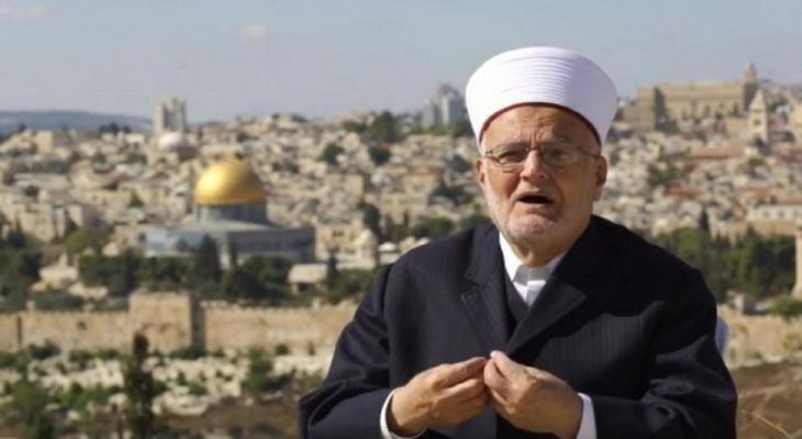  عكرمة صبري: 