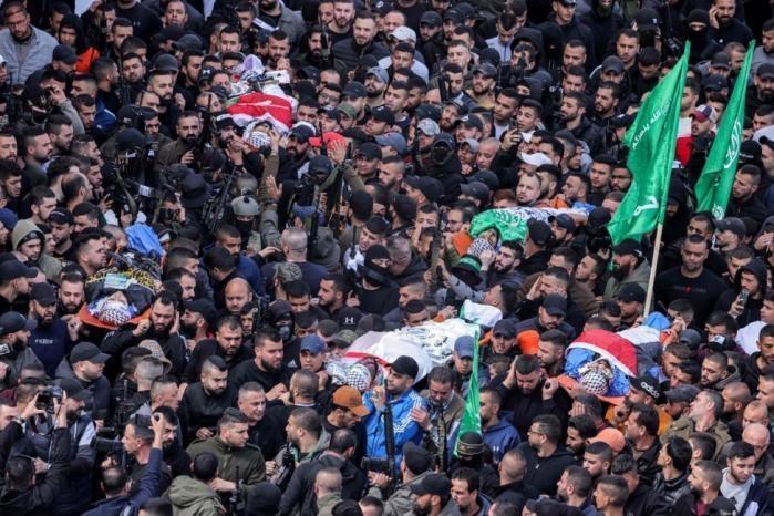 جماهير غفيرة تشيع جثامين الشهداء الستة في جنين ونابلس