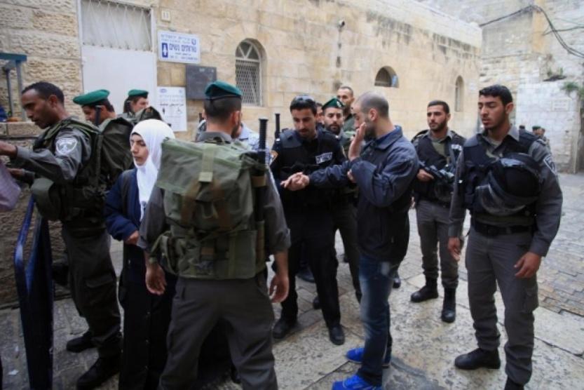 إصابة مقدسي بعد اعتداء مستوطنين عليه في القدس