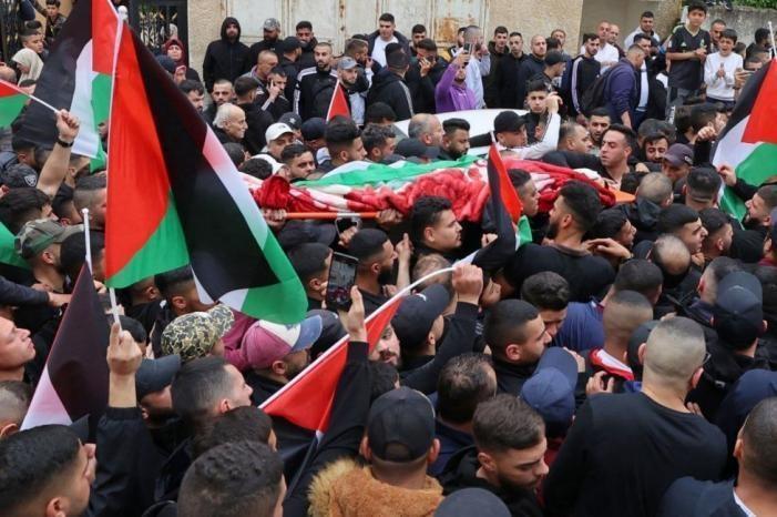 طولكرم تشيّع جثمان الشهيد أمير أبو خديجة