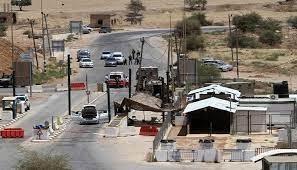 في أعقاب عملية الأغوار .. الاحتلال يغلق حاجز الحمرا العسكري وقرية فروش