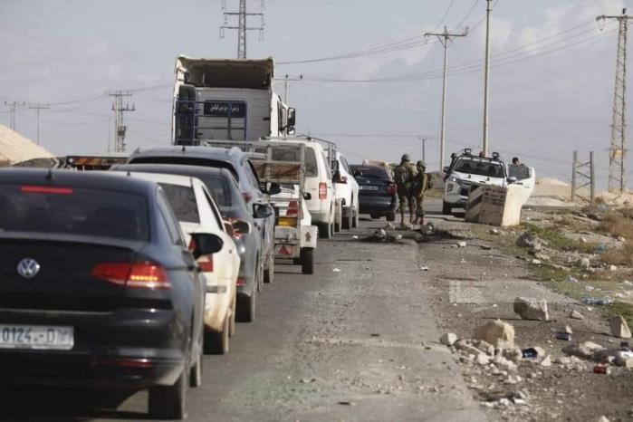 الاحتلال يواصل إغلاق أريحا ومخيميها ويمنع خروج المواطنين منها